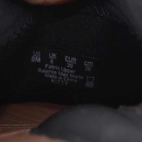 Bzees Kitty Womens Size 9 Clogs Mules Black Casual Comfort - Picture 2 of 16